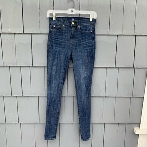 Dark wash skinny jeans